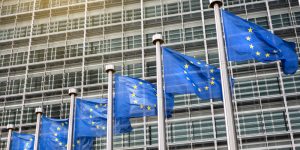 Aiuti di Stato e digitalizzazione del Paese: la Commissione europea approva un regime da 2 miliardi di euro