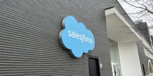 Dalle difficoltà si esce con il modello Customer Company. Parola di Salesforce